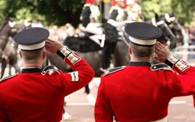 Las Familias Reales Reconocen el Ministerio de Sociedad Bíblica