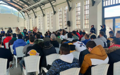 Entrega de materiales bíblicos en el centro penitenciario El Dueso